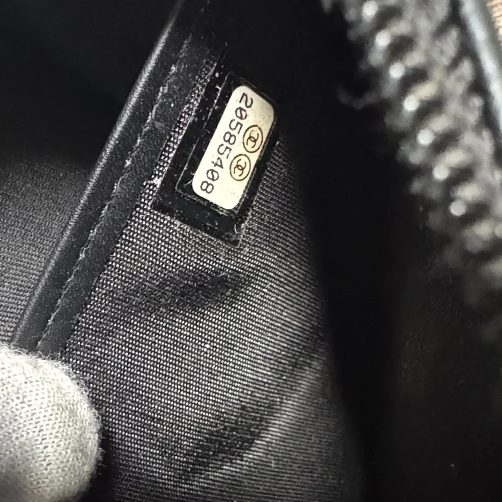 CHANEL Black Leather Zip around Wallet - Picture 13 of 16